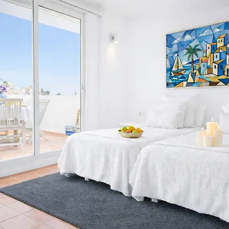 Casa Lavanda - With Sea Views, Private Terrace & Pool * Нерха
