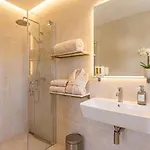 Casa Lavanda - With Sea Views, Private Terrace & Pool ネルハ