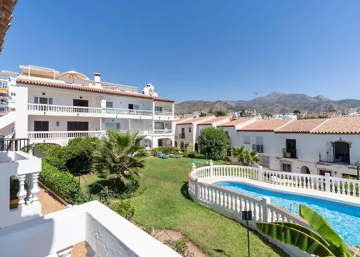Holiday home Casa Lavanda - With Sea Views, Private Terrace & Pool